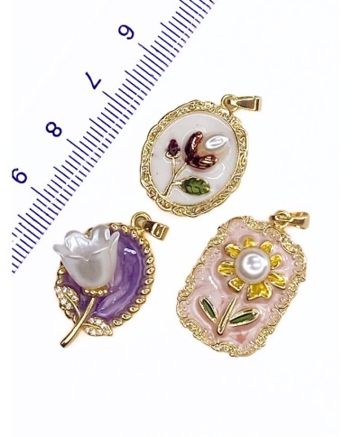 Pirinç Zirkon Taşlı Yonca Kolye Bileklik Ucu Charm Pembe 1 Adet