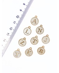 Lak Kaplama Mineli Kulplu Harf Kolye Bileklik Ucu Charm14x14mm 1 Adet
