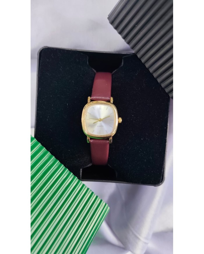 Model Kare Tasarım Çelik Kasa Kol Saati - Deri Kayış