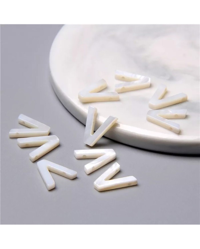 Doğal sedef taş Kolye Küpe Ucu - V HARF