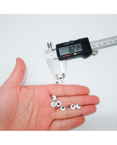 "V" 8 mm Adet Sedef Harf Boncuk