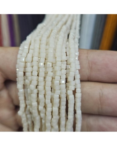 3mm İpe Dizili Küp Kristal Boncuk Mat Fil Dişi Beyazı - 1 Dizi