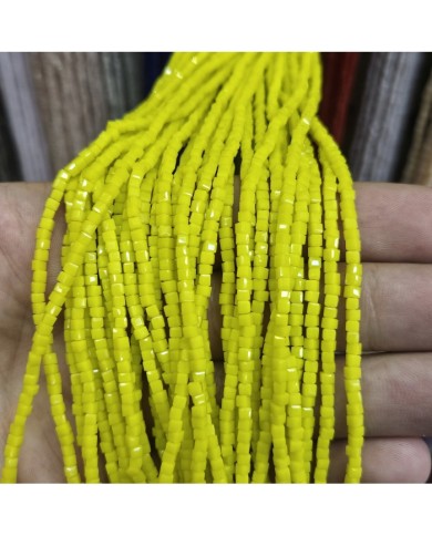 3mm İpe Dizili Küp Kristal Boncuk Mat Janjanlı Neon Sarı - 1 Dizi