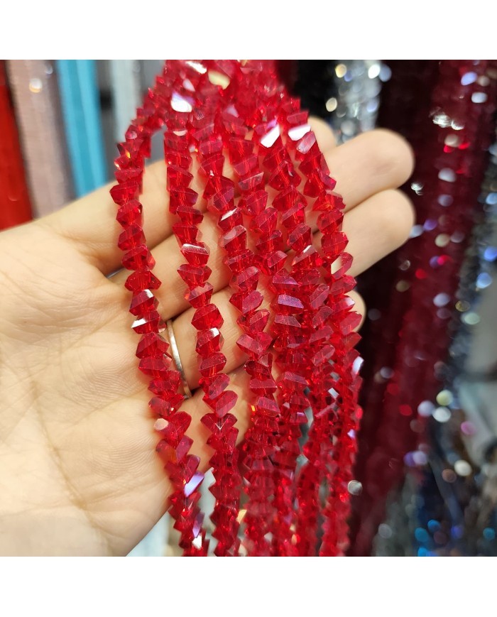 8mm İpe Dizili Üçgen Kristal Boncuk Şeffaf Kırmızı - 1 Dizi