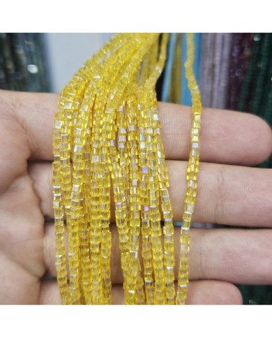3mm İpe Dizili Küp Kristal Boncuk Şeffaf Parlak Altın Sarısı - 1 Dizi