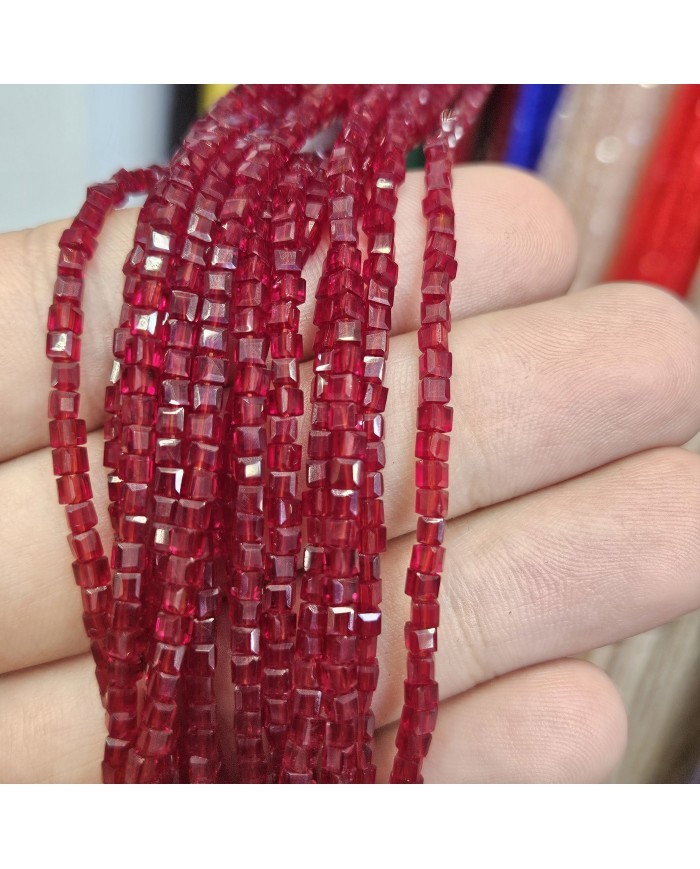 3mm İpe Dizili Küp Kristal Boncuk Şeffaf Koyu Kırmızı - 1 Dizi