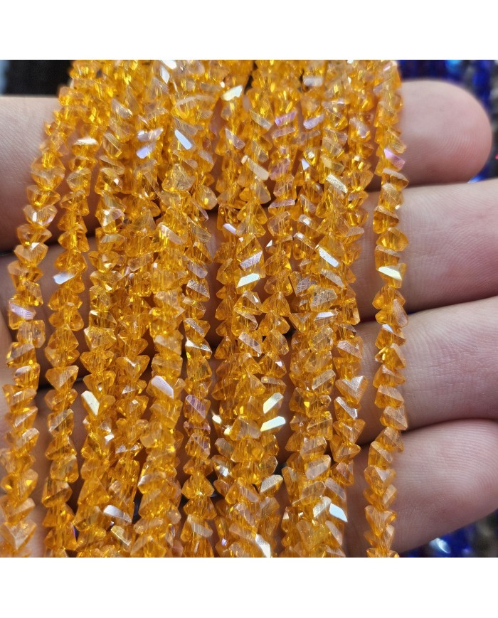 5 Adet İpe Dizili Üçgen Kristal Boncuk - Janjanlı Turuncu - 4mm