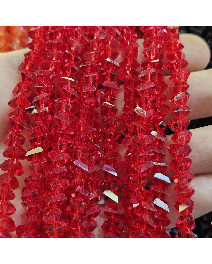 8mm İpe Dizili Üçgen Kristal Boncuk Şeffaf Koyu Kırmızı - 1 Dizi