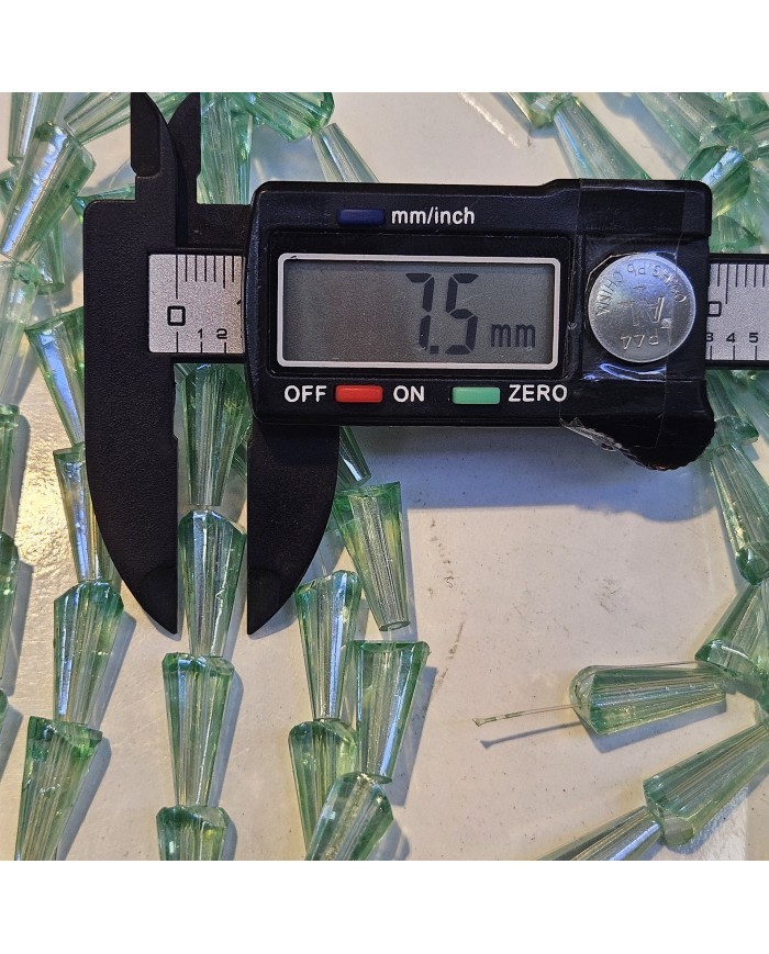 8x16mm İpe Dizili Deve Tabanı Huni Kristal Boncuk Şeffaf Koyu Yeşil - 1 Dizi