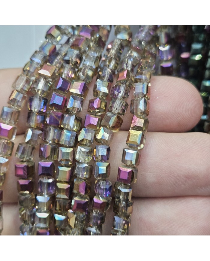 6mm İpe Dizili Küp Kristal Boncuk Metalik Kaplama Aynalı Yeşil - 1 Dizi