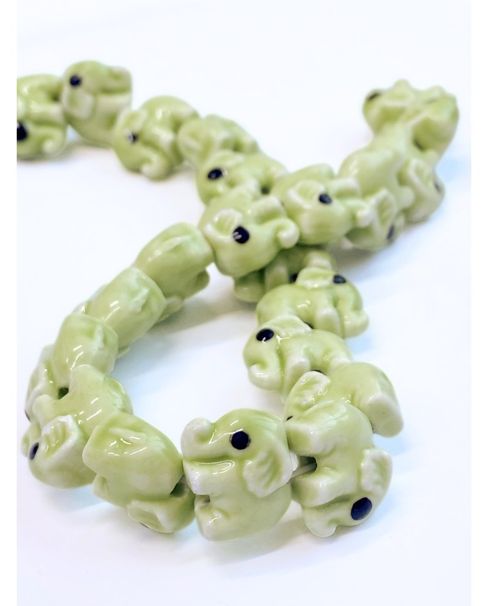 İpe Dizili Seramik Boncuk Yeşil Fil 9mm - 1 Dizi