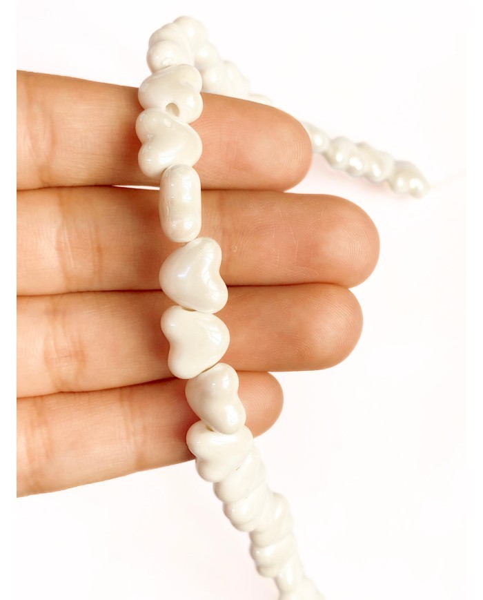 İpe Dizili Seramik Boncuk Beyaz Kalp 10mm - 1 Dizi