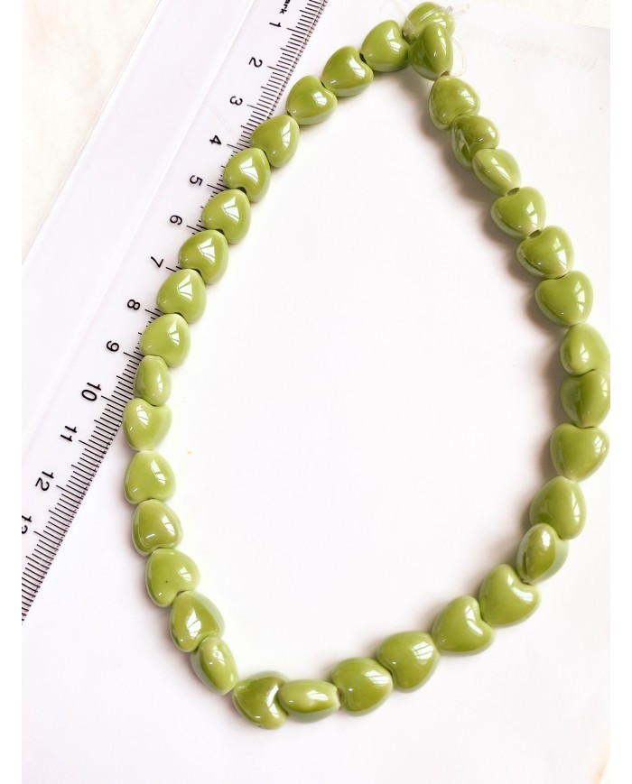 İpe Dizili Seramik Boncuk Kırmızı Kalp 10mm - 1 Dizi