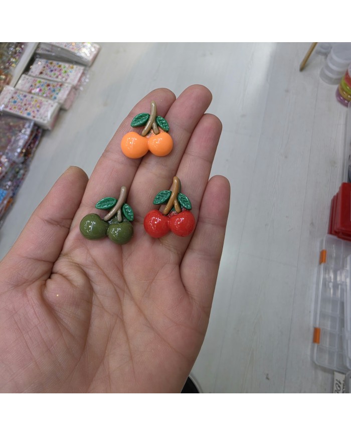 Yapraklı Çift Kiraz Figürü Zeytin Yeşili 1 Adet