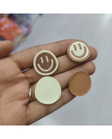 Gülen Yüz Smile Figürü Krem Zeminli 1 Adet