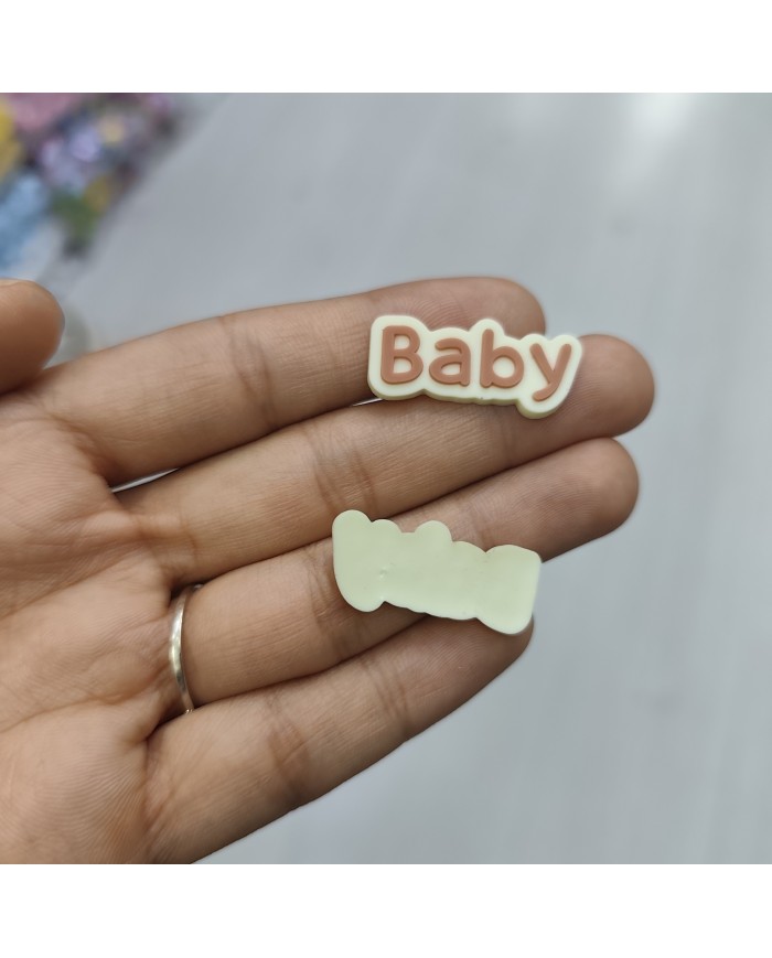 Baby Yazılı Süsleme Figürü Krem Karamel 1 Adet