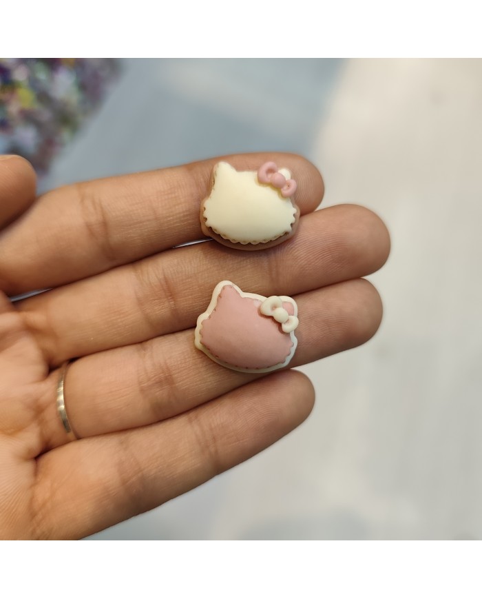 Hello Kitty Şeklinde Bisküvi Figürü Pudra Krem 1 Adet