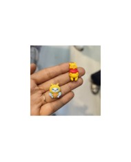 Ayakta Winnie the Pooh Figürü Sarı Kırmızı 1 Adet