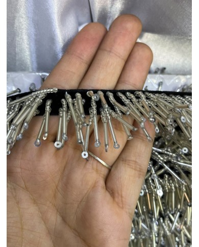2 cm Pullu ve Boru Boncuklu Üç Sıra Saçak Gümüş 1 Metre